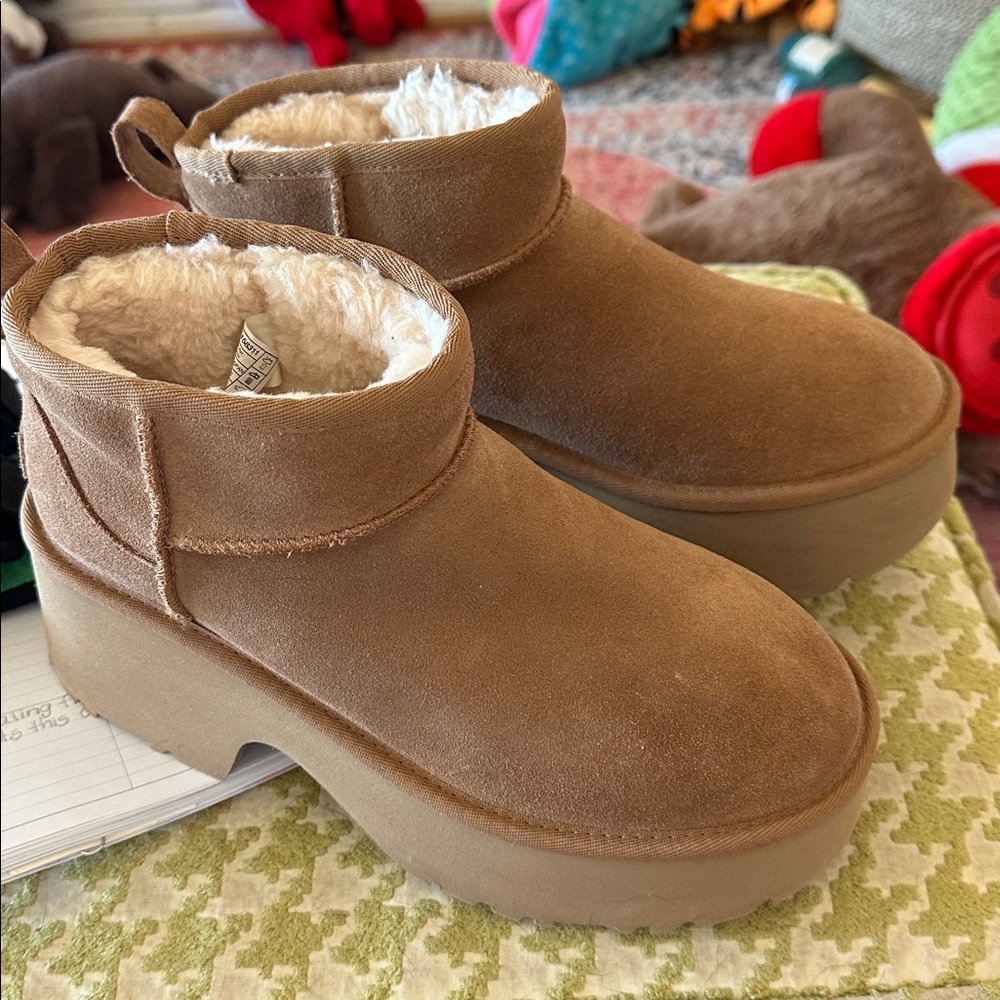 UGG Tan Suede Platform Boots - Picture 2 of 3